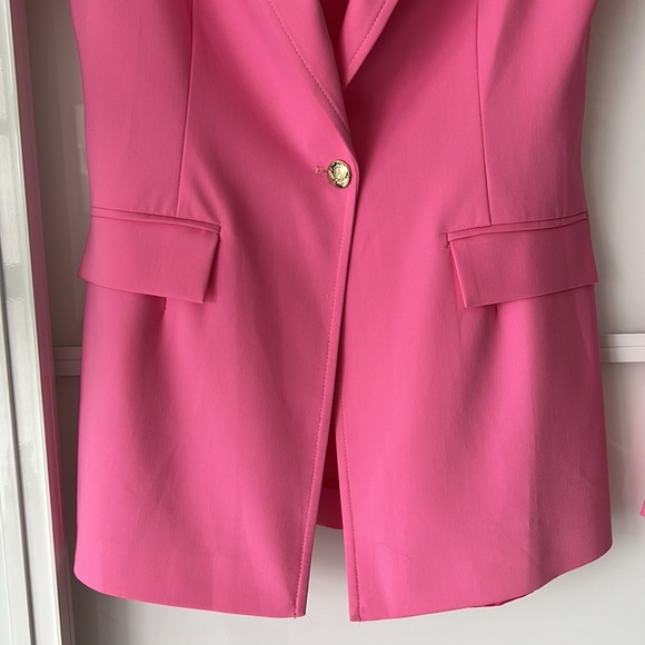 Barbie Pink Suit 3 Piece-high waisted shorts crop top short sleeve suit jacket - Picture 5 of 11